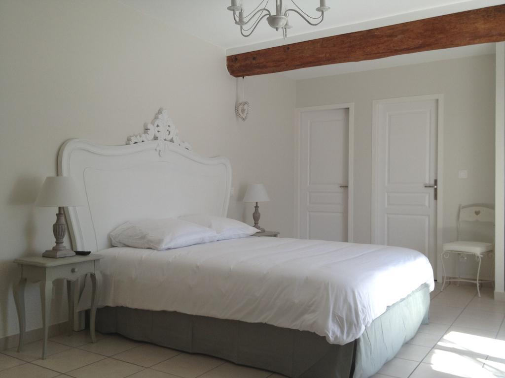 Ferme De Villeray-Chambre D'Hotes Saint-Pierre-du-Perray Δωμάτιο φωτογραφία